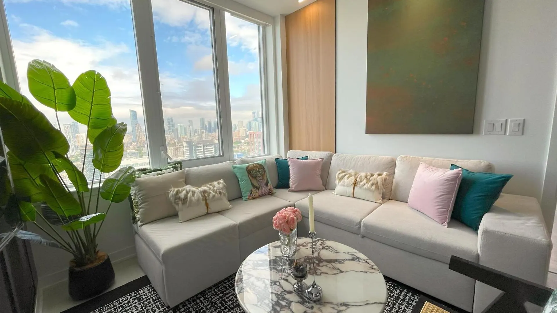 Hotel apartamentowy Deluxe Penthouse Two Bedrooms Suites Skyline Cn Tower Lakeview Dt Toronto Infivilla