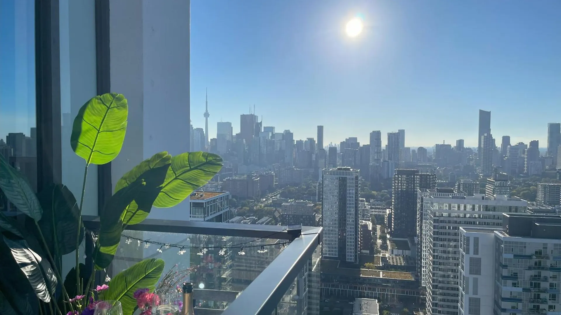 Deluxe Penthouse Two Bedrooms Suites Skyline Cn Tower Lakeview Dt Toronto Infivilla Aparthotel