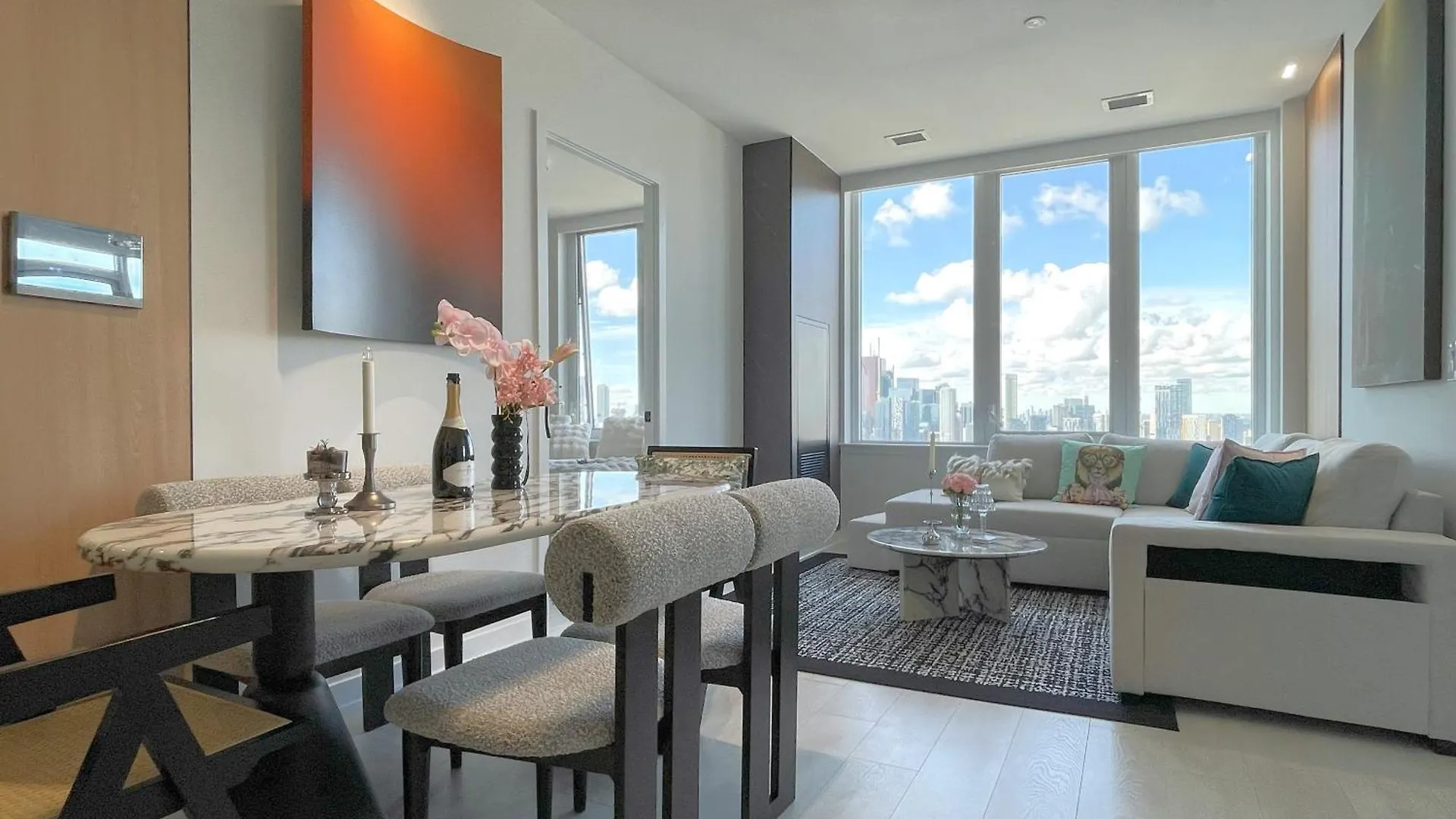 Aparthotel Deluxe Penthouse Two Bedrooms Suites Skyline Cn Tower Lakeview Dt Toronto Infivilla